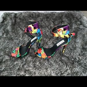 Floral Steven madden heels